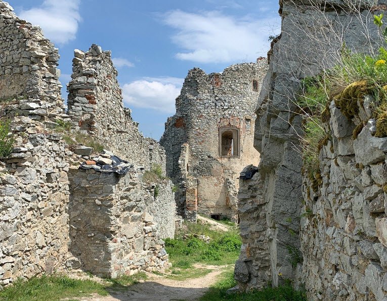 Hrad Gýmeš, Jelenec, Slovakia, Slovakia